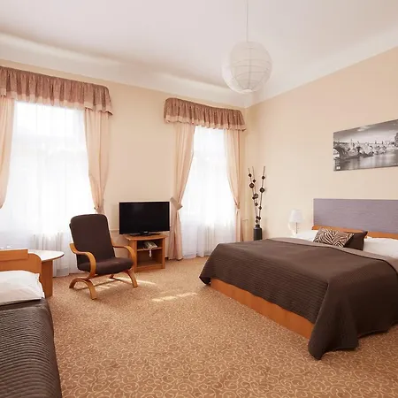 Bell Hotel