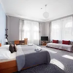 Hotel Bell